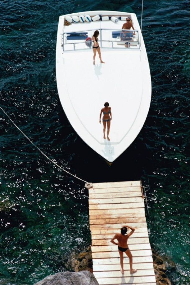 Slim Aarons - Speedboat Landing