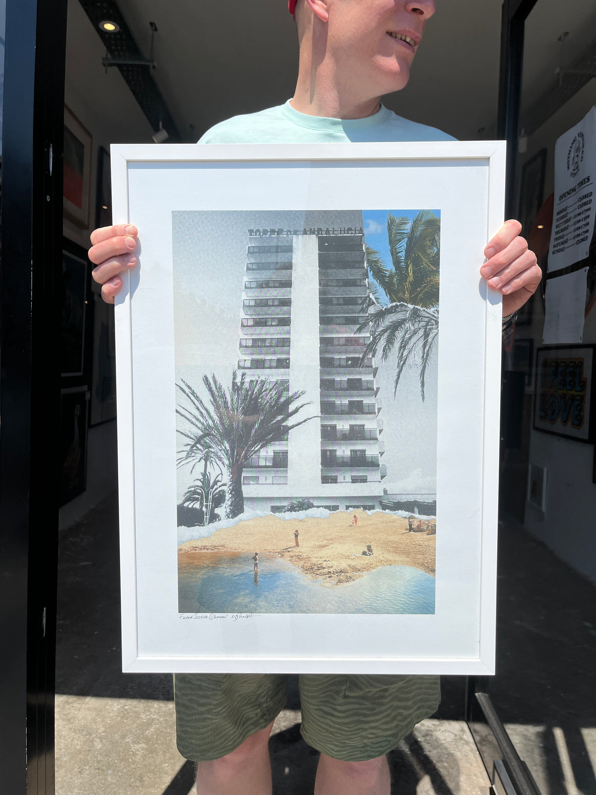 Liz Pounsett - Faded Seaside Glamour