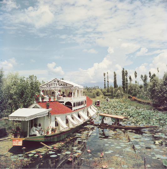 Slim Aarons - Jhelum River