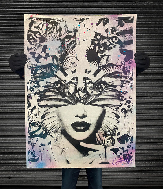 Olly Howe - La Femme Papillon